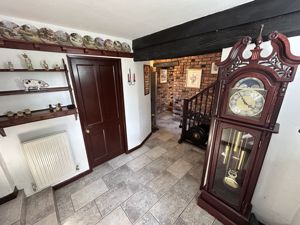 Photo 11- click for photo gallery